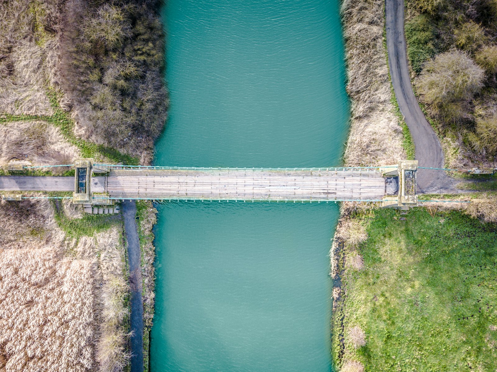 Inspection d'infrastructure par drone — Ponts, pylônes et ouvrages d'art