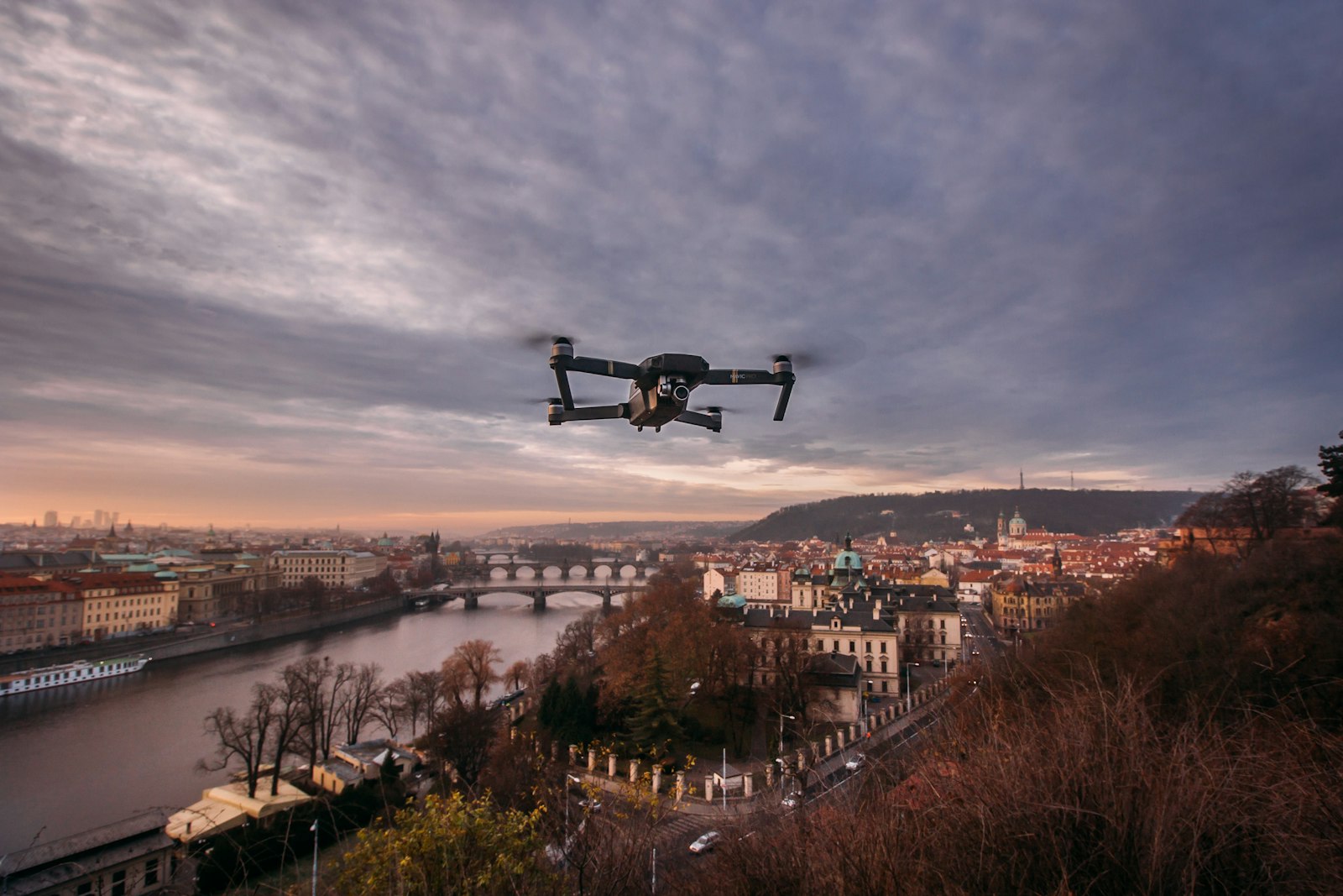Topographie et cartographie par drone — Orthophotos et modèles 3D